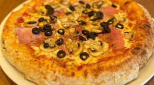Saveurs De L'artisan - Une pizza
