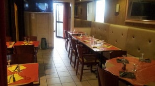 Bony's cafe - La salle de restauration 