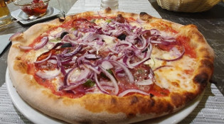 La Locanda Di Pulcinella - Une pizza