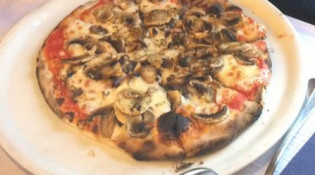Café de la Poste - Une pizza