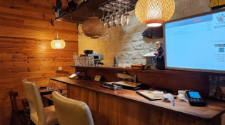 Chez Sukha - La salle
