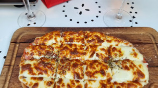 Le nul part ailleurs - Une pizz