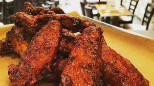 Rosie's Smokehouse - Smoked Chicken Wing