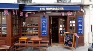 The Bombardier - La façade du restaurant