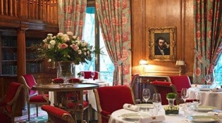 Le Clarence - La salle de restauration 