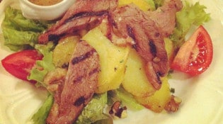 Cannibale Café - Salade périgourdine  