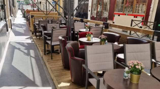 Inside bar - La terrasse