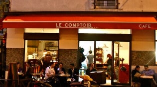 Le Comptoir - La façade du restaurant avec la terrasse 