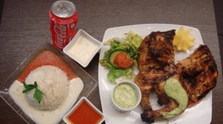 PB Poulet Braisé - Plat de poulet accompagné de riz