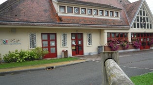 Les Tables de la Gare - La façade de restaurant