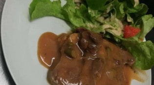 Le grand Bistrot Barentin - Langue de bœuf sauce piquante