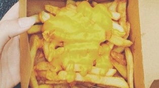 231 east street - Les frites au cheddar