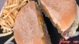 Deux Frères - Un burger, frites