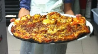 Hot Pizza 77 - Une pizza