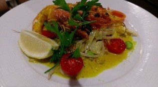 Le Village - Un plat
