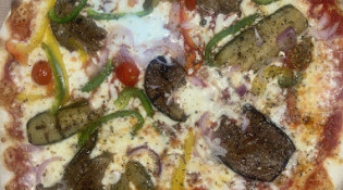 Pizza Montaigne - Une pizza