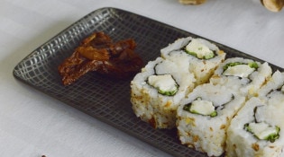 Eat sushi - California