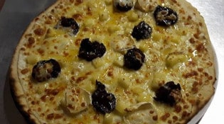Pizzeria Jos - Une pizza