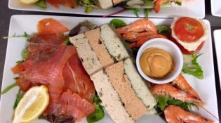 Aux grains de sable - La salade Oceane.