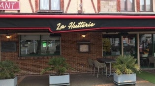 La hutterie - la façade