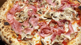 Pizza Cosy - Une pizza