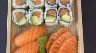 Pink Sushi - Pink box