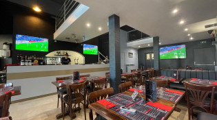 Burton's - La salle
