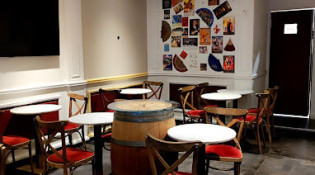 Le Comptoir Tapas - La salle
