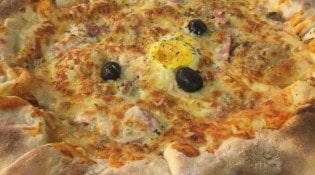 Yummy Pizza - Une pizza américaine