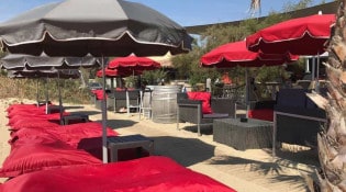 Restaurant de la plage - autre côté de la terrasse