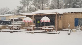 Au bon accueil - La façade du restaurant