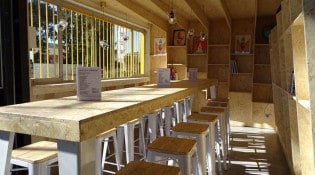 Taproom "Bière des iles d'or" - la salle