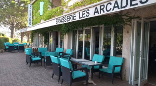 Les Arcades - La terrasse