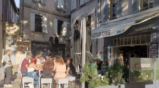 Lotus café - La terrasse