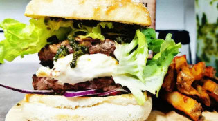 L'atelier a Pizza 84 - Un burger