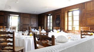 La Petite Maison de Cucuron - La salle de restauration