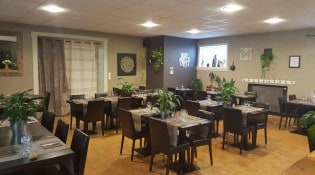 Cafe-du Cours - La salle de restauration 