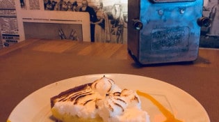 Bistrot La Place - tarte au citron meringuée