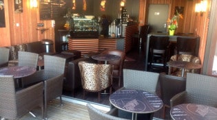 French Coffee Shop - La salle de restauration