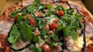 L'océanide - Une pizza