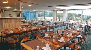 Le Plaisance - La salle de restauration 