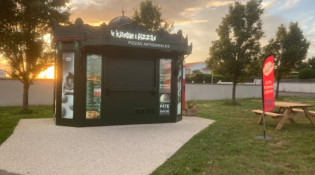 Le Kiosque à Pizzas - La façade
