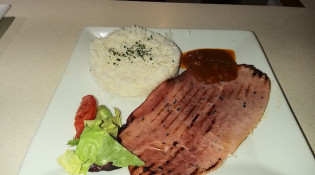 Le Sanglier Qui Fume - Un plat