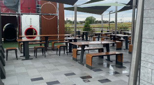 Mc Donald's - La terrasse