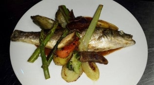 Le 4 vin 8 - Un plat
