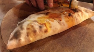 Pizza Da Franco - Une calzone 