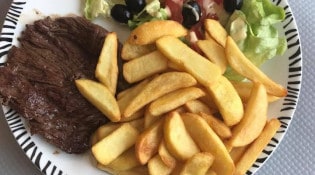 Le Parisien - Une assiette