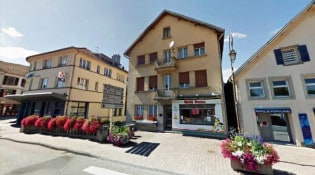 Maxi Pizza - La façade du restaurant