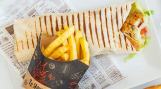 Osta Pizza - Un panini, frites