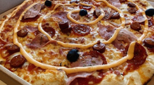 Le Kiosque à Pizzas - Une pizza